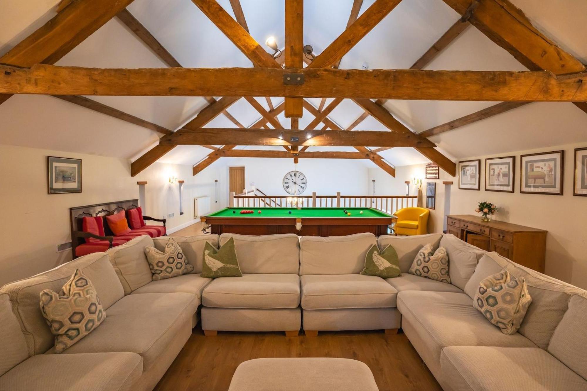 The Outbuildings Villa Newborough  Exterior photo